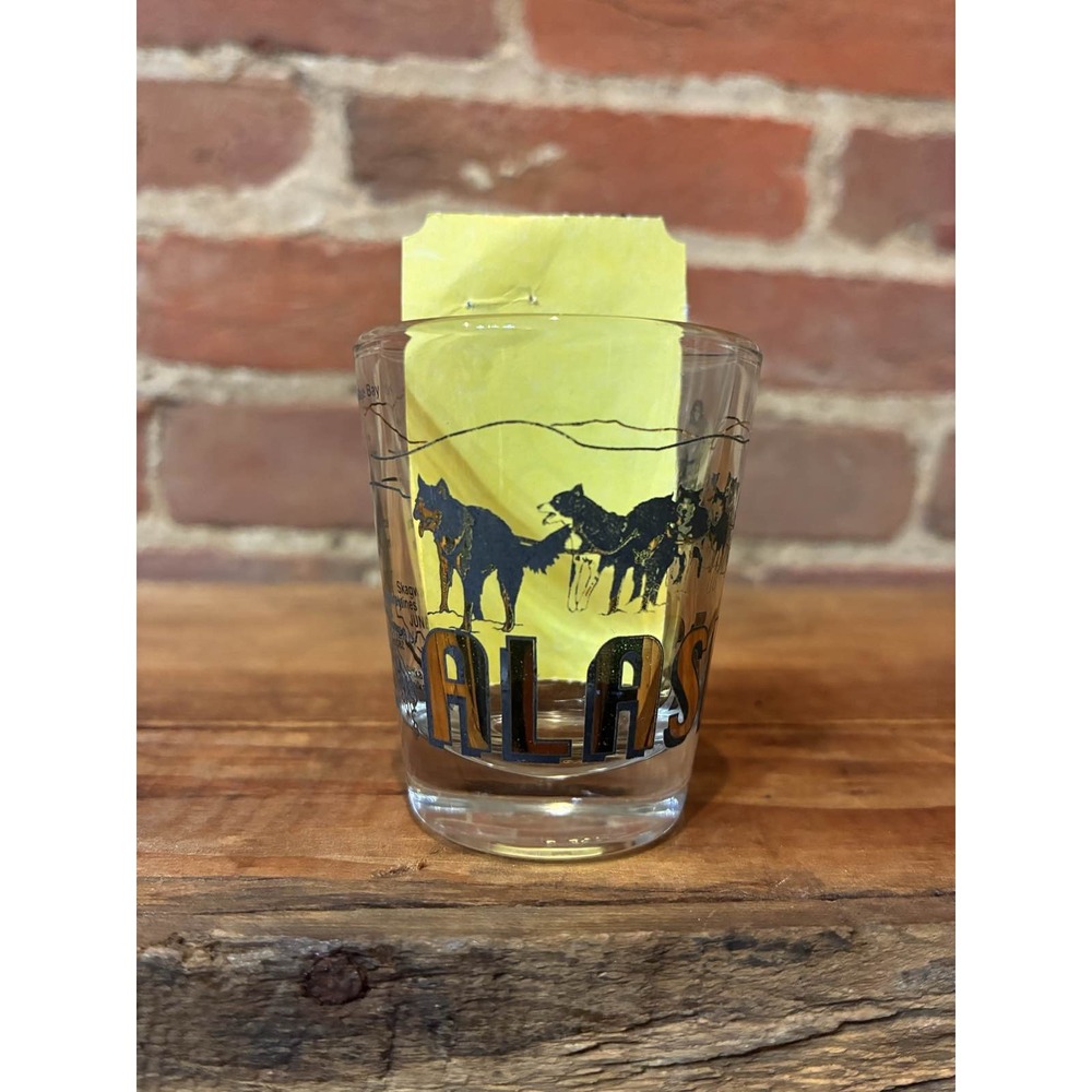 Vintage Alaska Shot Glass Souvenir‎ Sled Dogs Map Gold